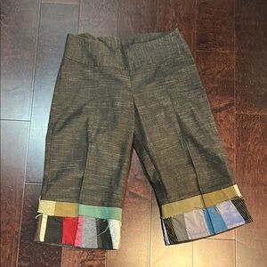 Stylish Multicolor Hem Cropped Capri Pants